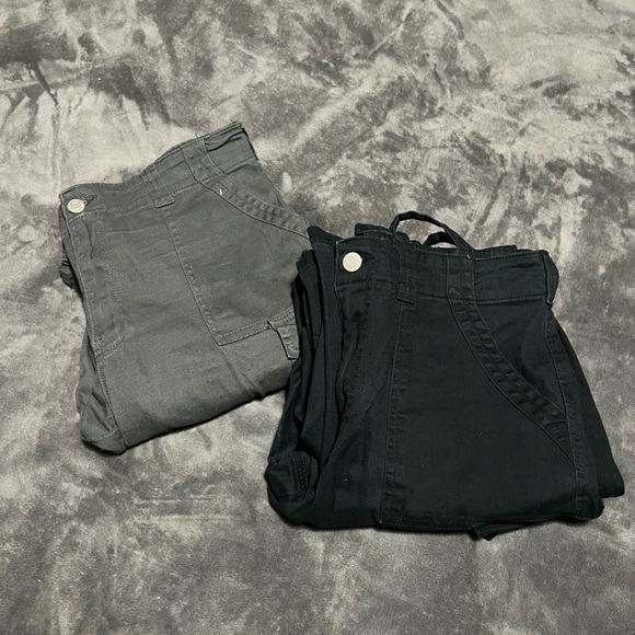 Aeropostale Pants - Gray and Black Pants Set